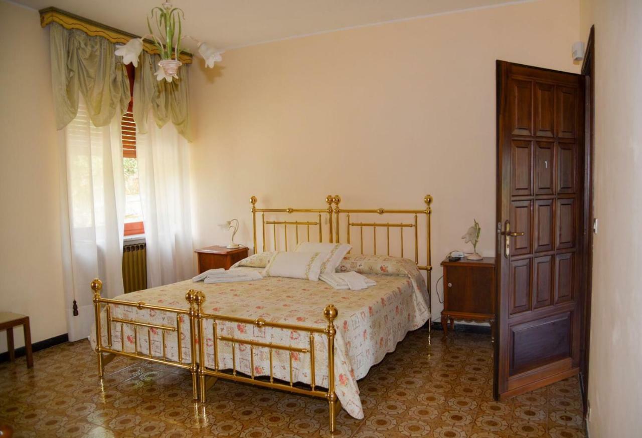 B&B Le Coccinelle Torre Bormida Exterior photo